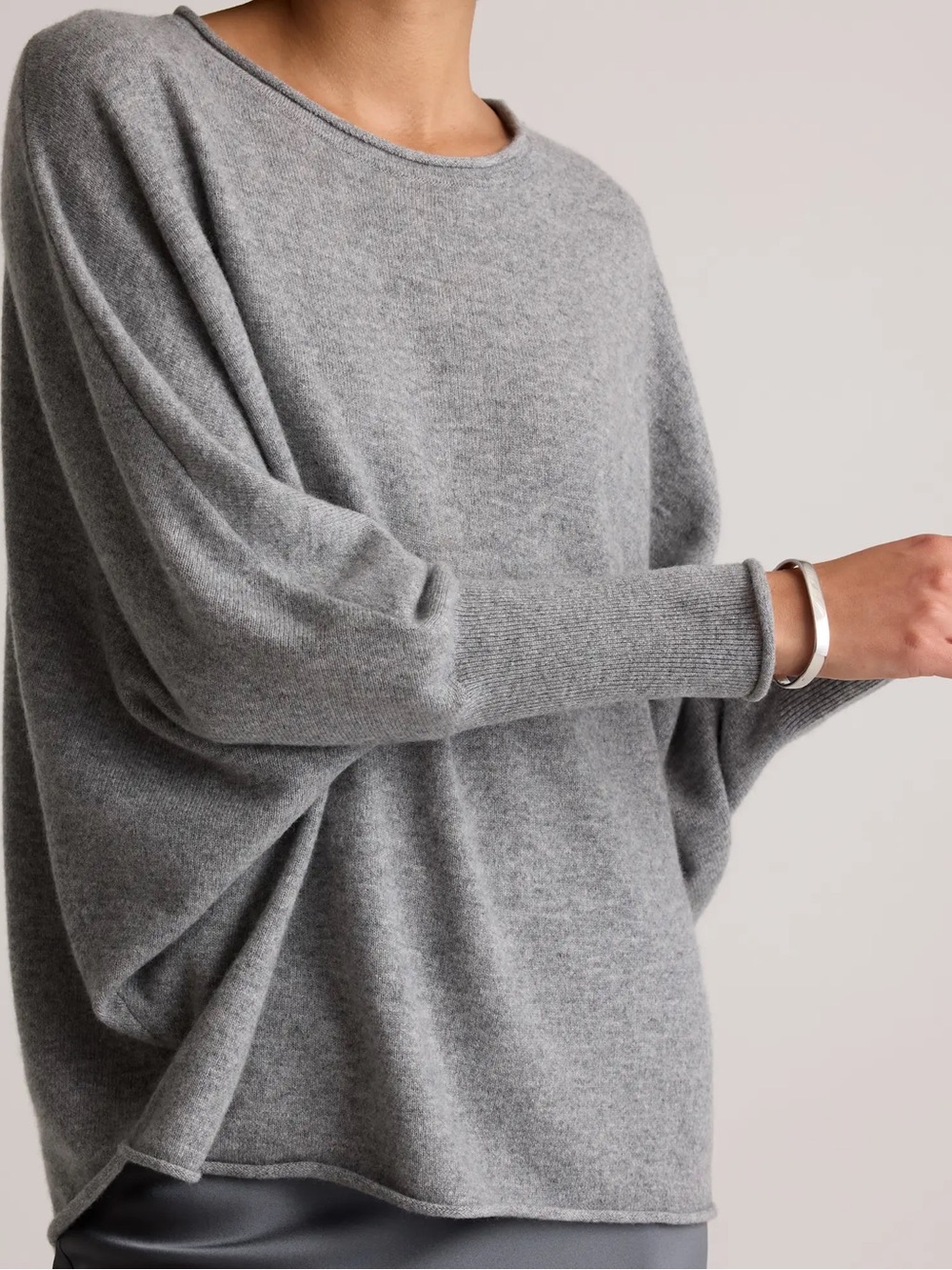 Quince Mongolian Cashmere Batwing Sweater Size S/M - Picture 6 of 9